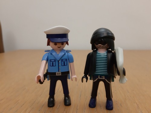 Playmobil police man - police,