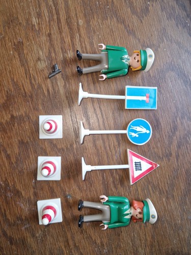 Police officers playmobil - officers,