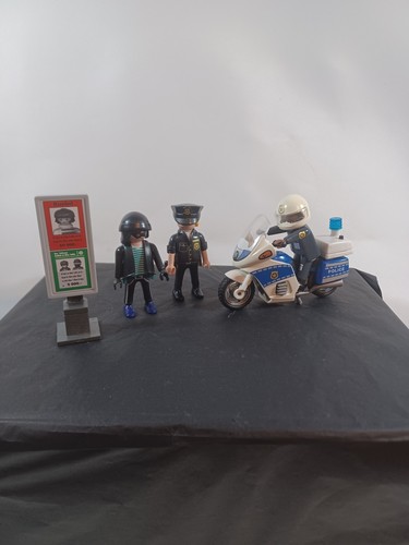 Playmobil policemen 2 - x,