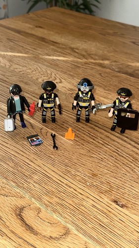 Playmobil police figures with - police,