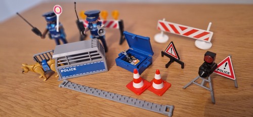 Playmobile police figures and - figures,