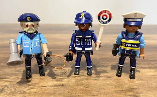 Playmobil police three figure - police,