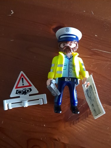 Playmobil traffic officer - playmobil,